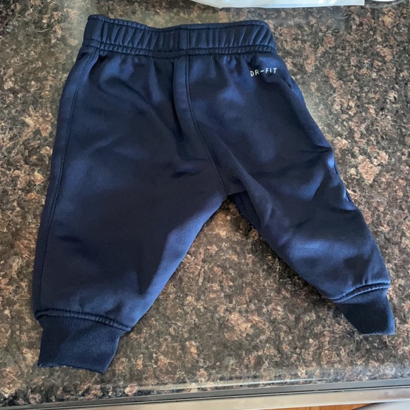 3-6 months Nike outfit - Picture 2 of 5